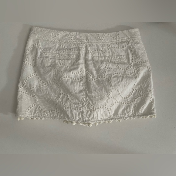 Lilly Pulitzer Lorelie Skort In Resort White Leaf Eyelet Pom trim 0 - Picture 7 of 9